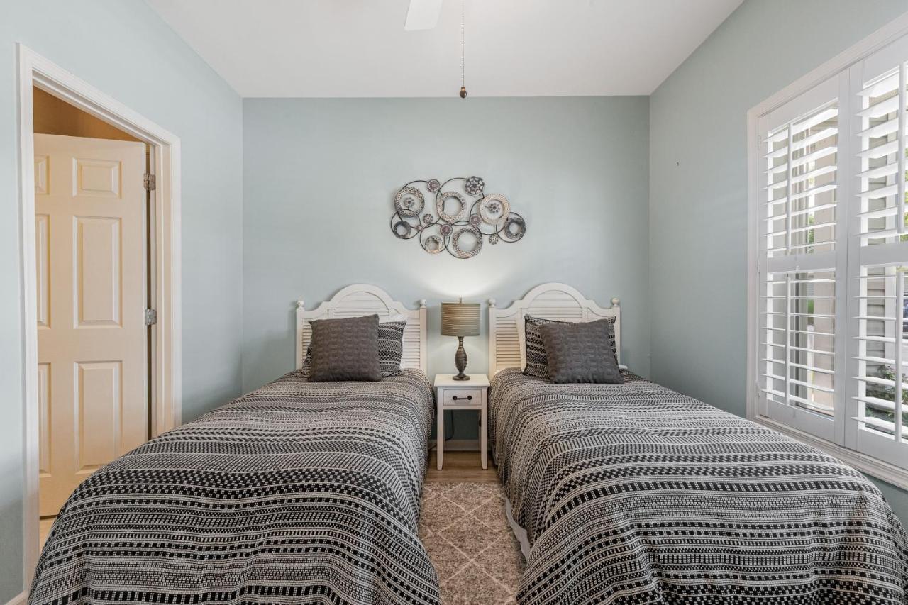 Apartment At Bay Crossing --- 34682 Cir, Unit #4105