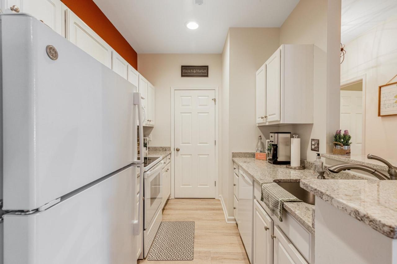 Apartment At Bay Crossing --- 34682 Cir, Unit #4105 *