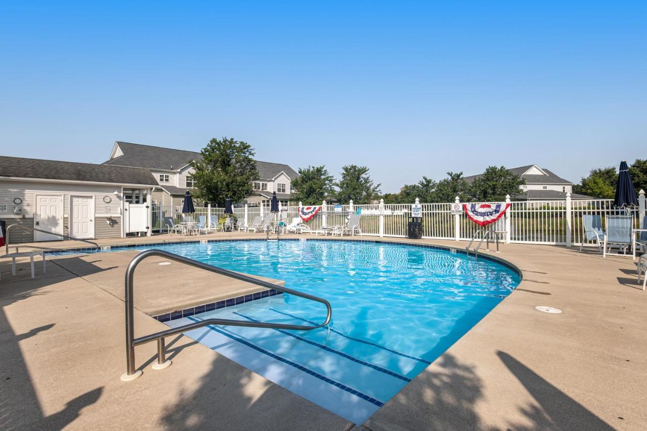 At Bay Crossing --- 34682 Cir, Unit #4105 * Lewes