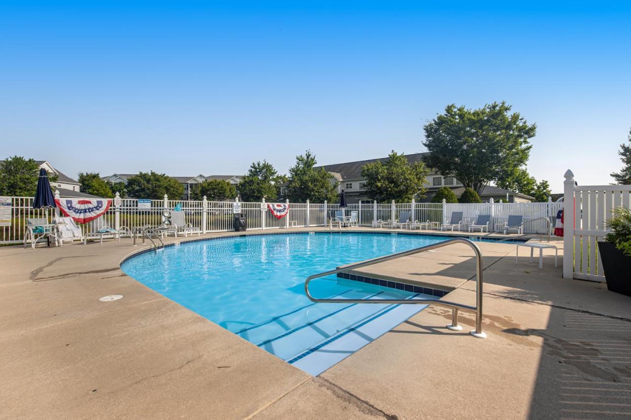 At Bay Crossing --- 34682 Cir, Unit #4105 Lewes