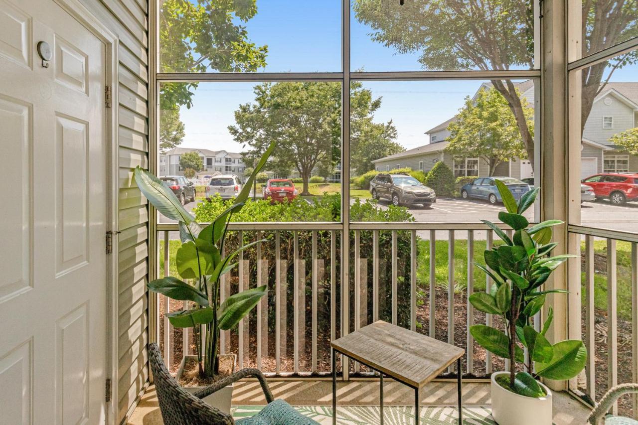 At Bay Crossing --- 34682 Cir, Unit #4105